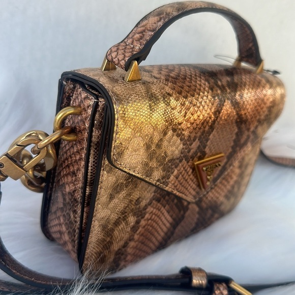 New GUESS Retour python print micro handbag - Picture 6 of 10